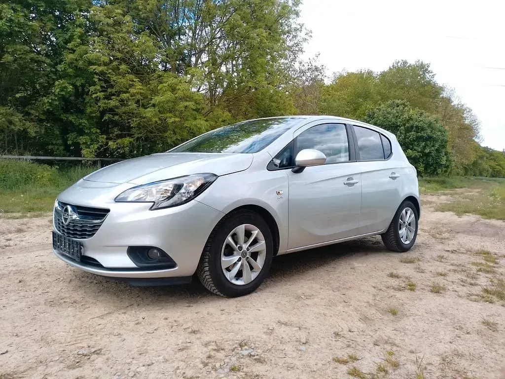 Używany Opel Corsa Active 90 KM (66 kW) 2017 Srebrny Hatchback