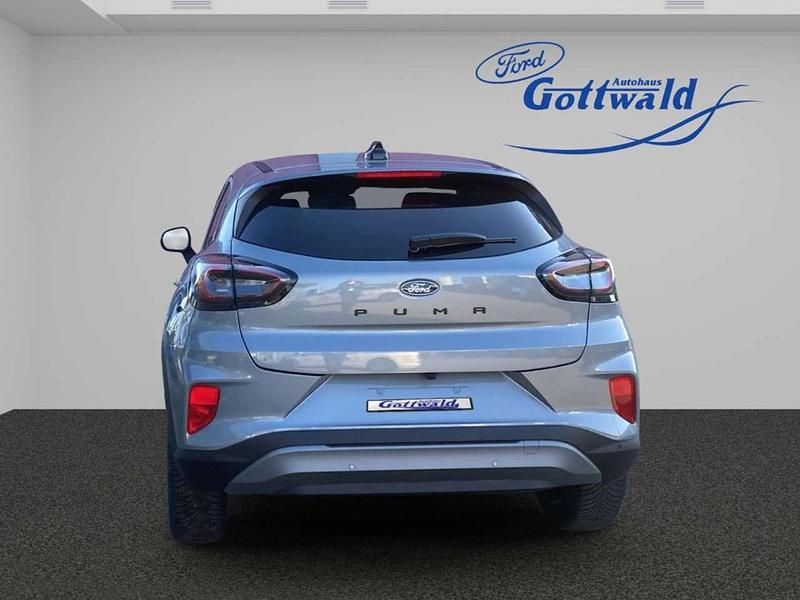 Neu Ford Puma Titanium 125 PS (91 kW) 2026 Solarsilber SUV