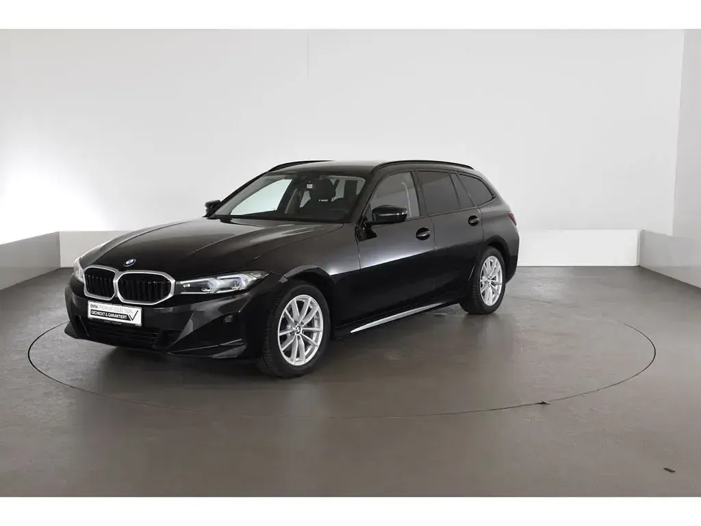 Gebraucht BMW 320 Comfort Edition 184 PS (135 kW) 2025 Schwarz Kombi