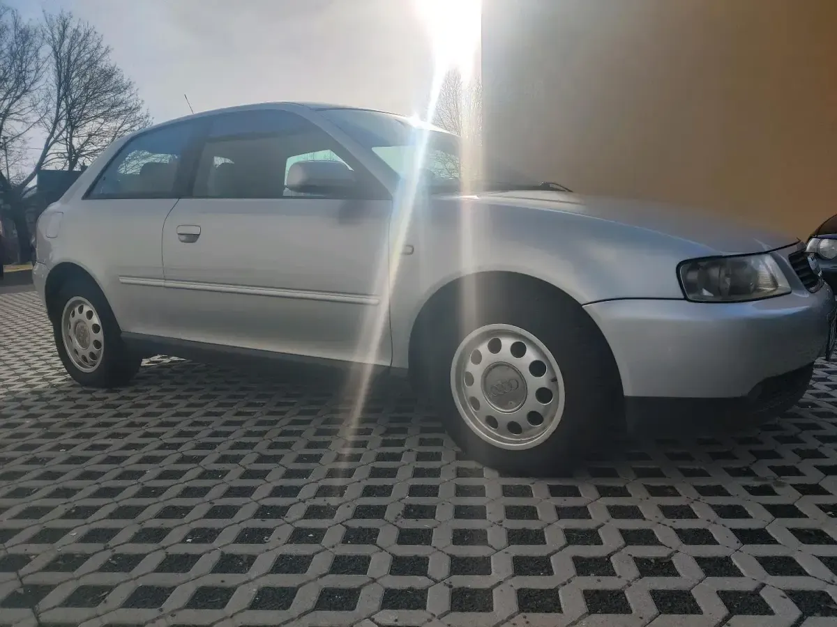 Second-hand Audi A3 101 CP (74 kW) 2000 Hatchback