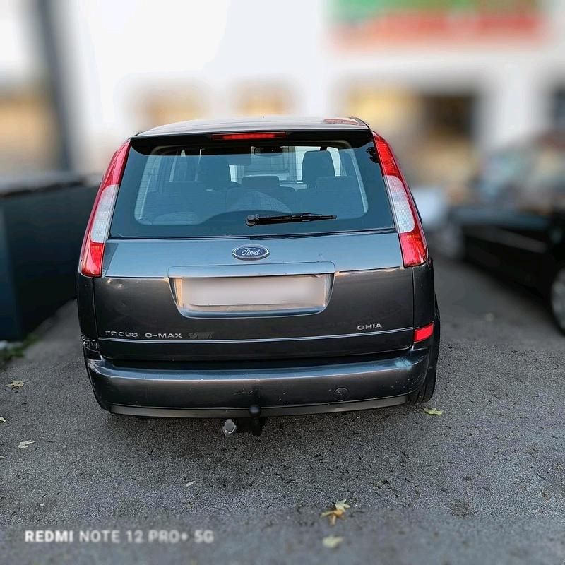Grau Gebraucht 2005 Ford C-MAX Ghia Van / Kleinbus | 800 € (Fairer Preis) - Bild 1/4