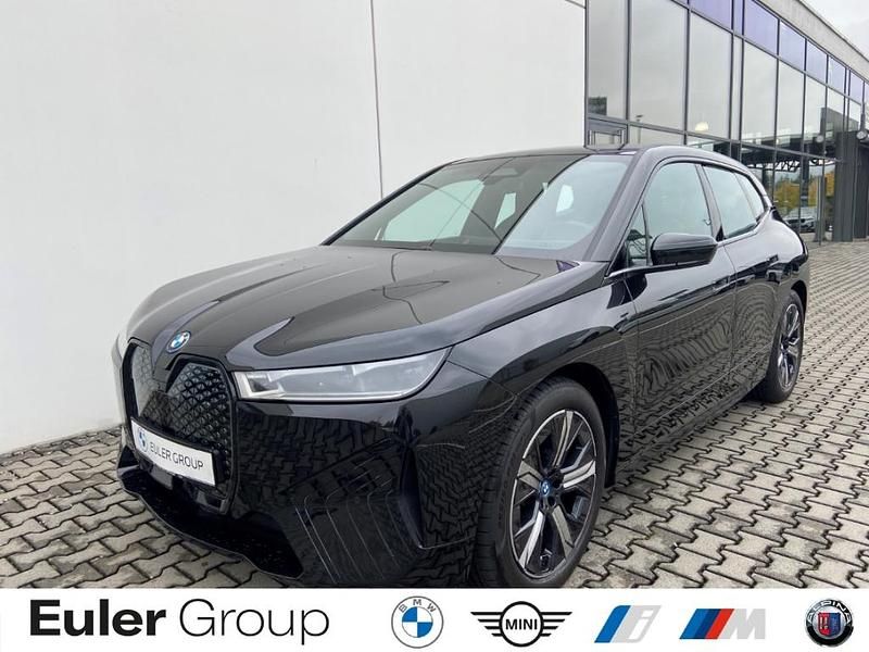 Schwarz Gebraucht 2023 BMW iX Sport Line SUV | 60.980 € (Fairer Preis) - Bild 1/3