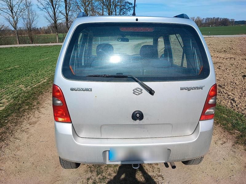 Silber Gebraucht 2003 Suzuki Wagon R+ Kleinwagen | 1.500 € - Bild 1/4