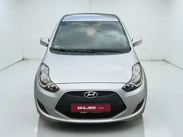 Gebraucht Hyundai ix20 Classic 90 PS (66 kW) 2018 Silber Kleinwagen