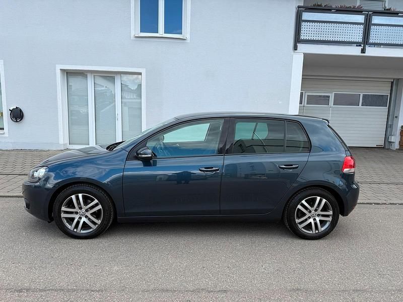 Gebraucht VW Golf VI 102 PS (75 kW) 2009 Kleinwagen
