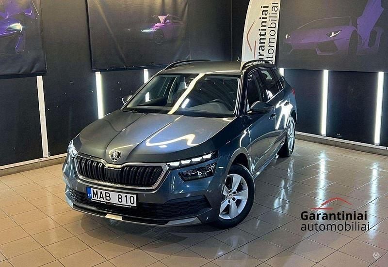 Grau Gebraucht 2021 Skoda Kamiq Ambition SUV | 14.950 € (Superpreis) - Bild 1/4
