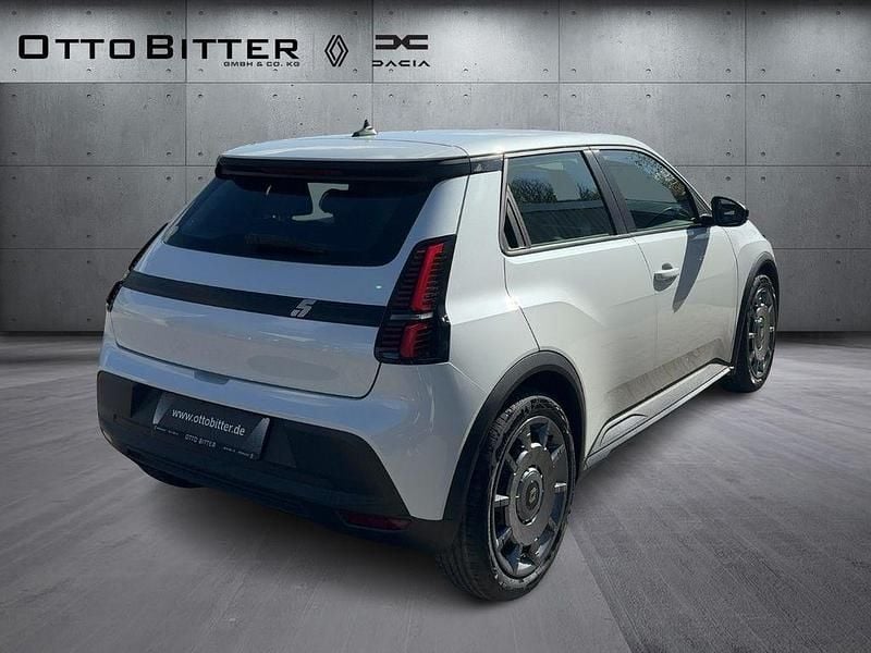 Nuova Renault R5 Evolution 89 kW (122 CV) 2026 Bianco Utilitaria