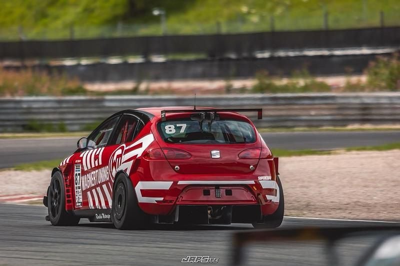 Gebraucht Seat Leon 400 PS (294 kW) 2007 Rot