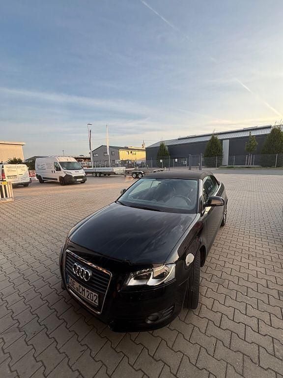 Schwarz Gebraucht 2010 Audi A3 Cabriolet Attraction Cabrio | 7.800 € (Fairer Preis) - Bild 1/4