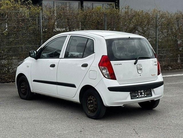Gebraucht Hyundai i10 Edition+ 67 PS (49 kW) 2011 Weiß Kleinwagen