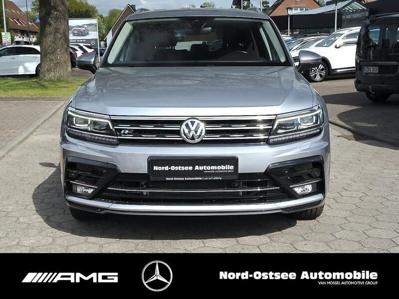 Gebraucht VW Tiguan Allspace Highline 239 PS (175 kW) 2019 Silber SUV