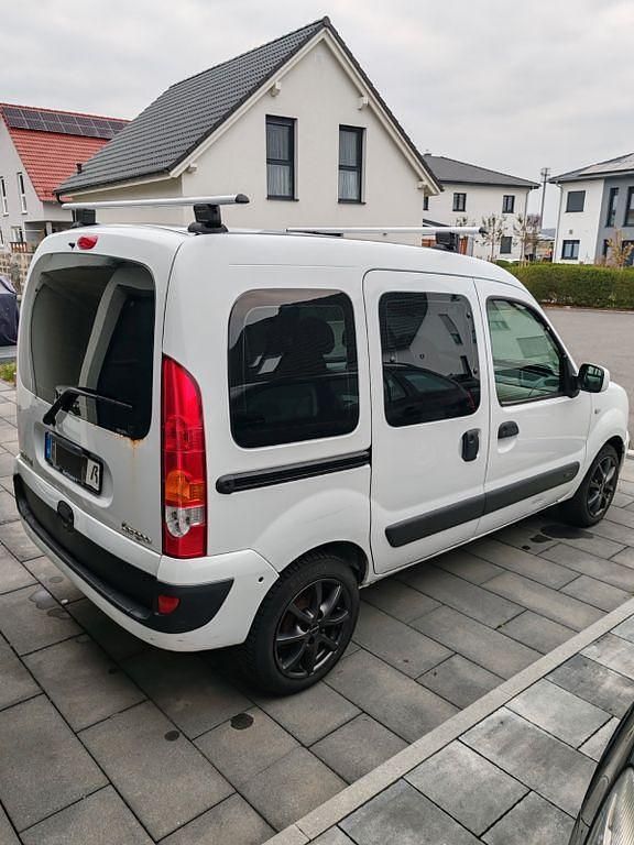 Gebraucht Renault Kangoo Expression 95 PS (69 kW) 2007 Weiß Van / Kleinbus