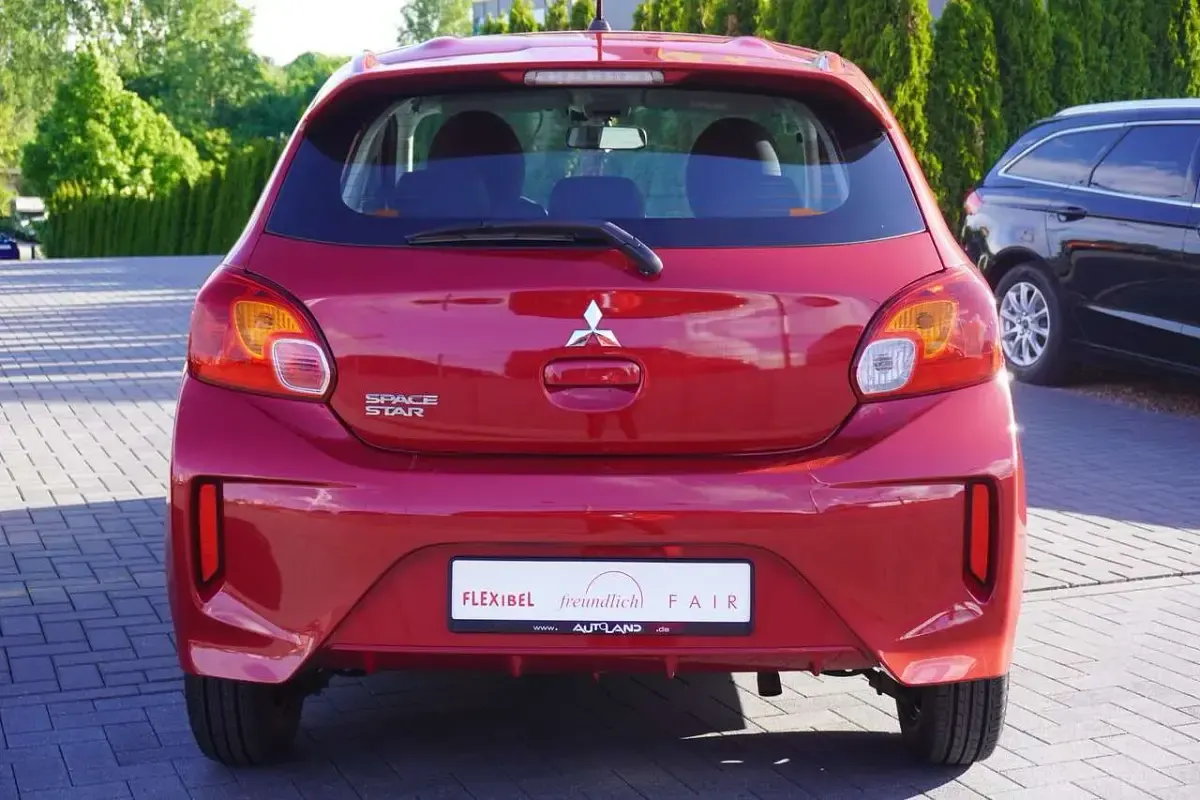Gebraucht Mitsubishi Space Star Select 80 PS (58 kW) 2022 Rot Kleinwagen
