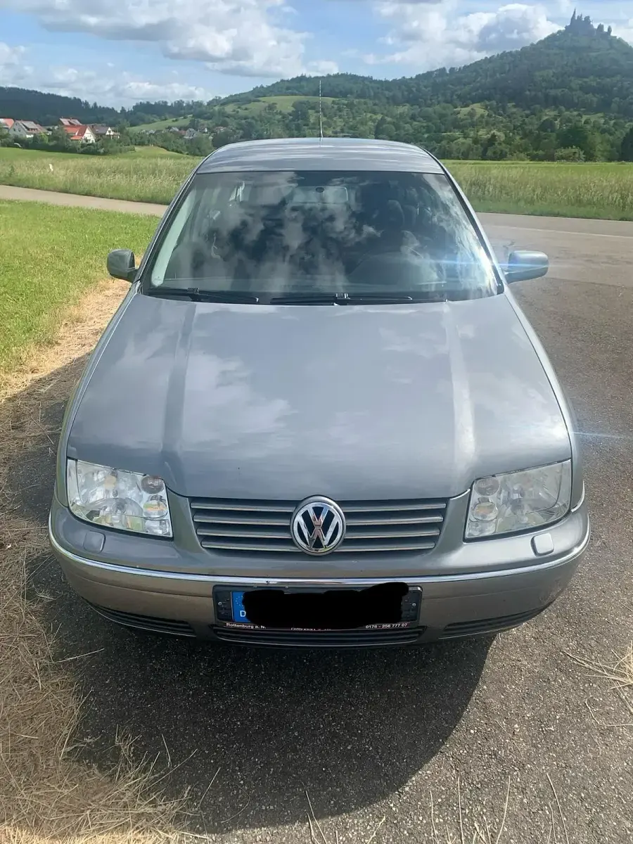 Gebraucht VW Bora Pacific 105 PS (77 kW) 2003 Grau Limousine