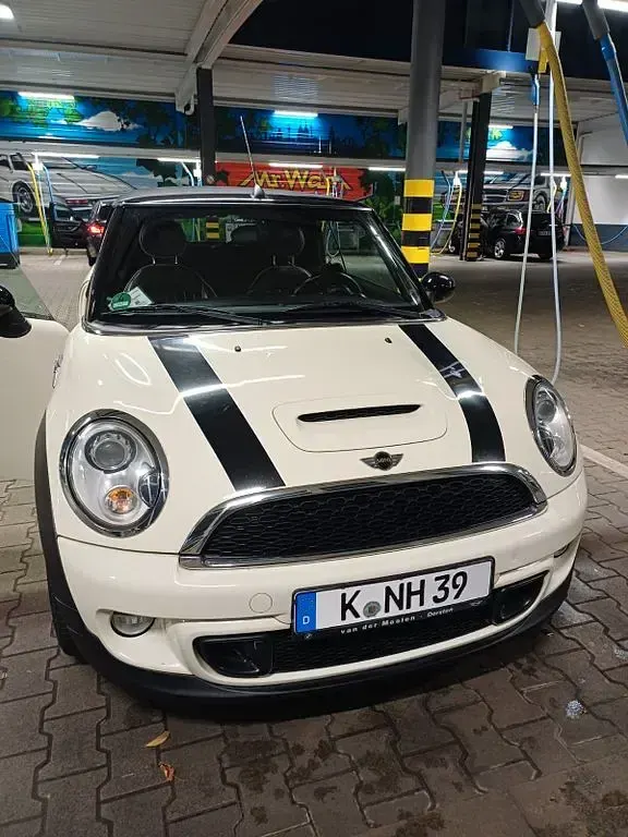 Gebraucht Mini Cooper S Cabriolet 184 PS (135 kW) 2010 Weiß Cabrio