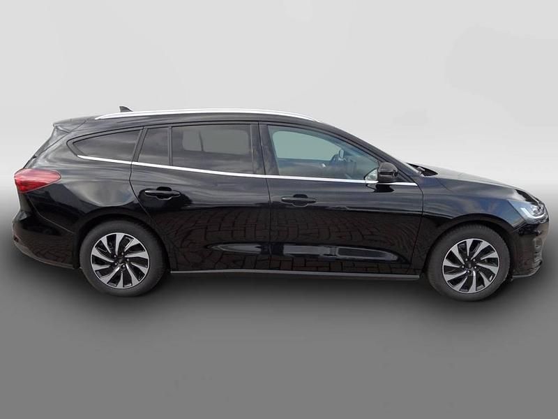 Używany Ford Focus Titanium 125 KM (91 kW) 2024 Czarny Kombi