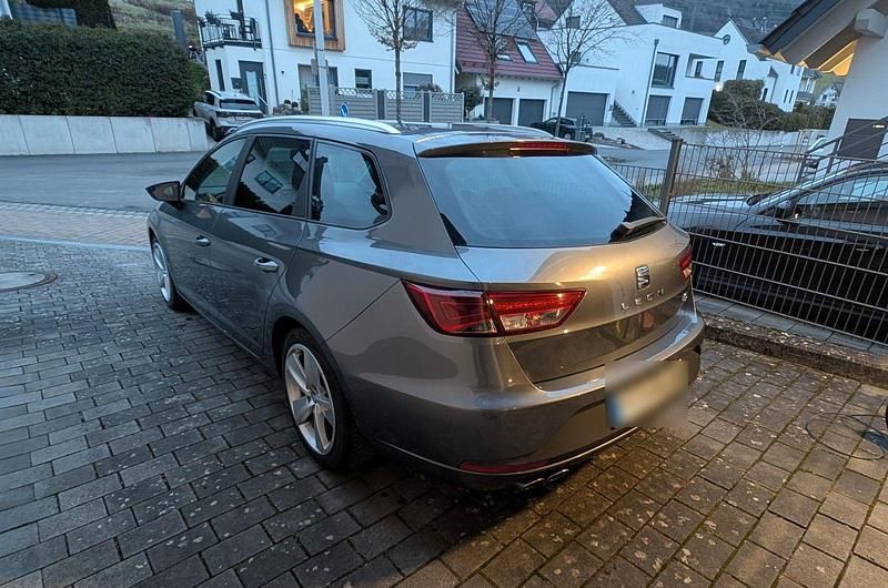 Gebraucht Seat Leon ST FR 179 PS (131 kW) 2014 Grau Kombi