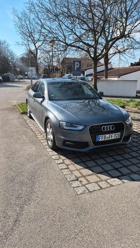 Grau Gebraucht 2014 Audi A4 Ambition Limousine | 15.500 € (Fairer Preis) - Bild 1/4