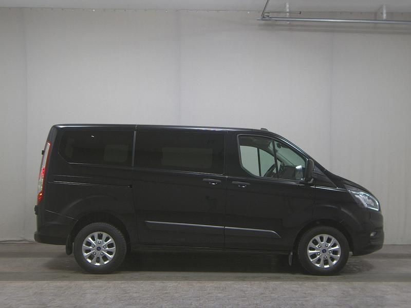 Gebraucht Ford Transit Custom Trend 170 PS (125 kW) 2022 Obsidianschwarz metallic Kombi