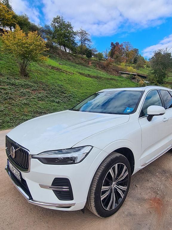 Gebraucht Volvo XC60 Inscription 197 PS (144 kW) 2021 Weiß SUV