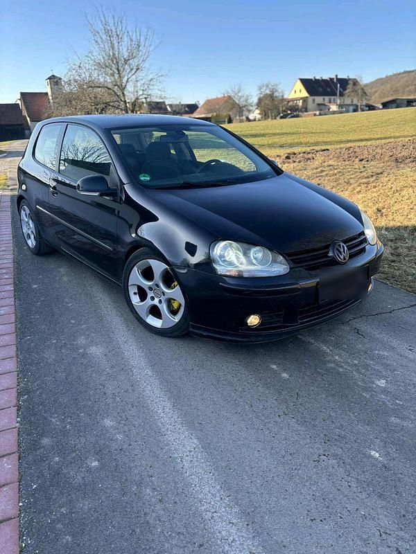Schwarz Gebraucht 2005 VW Golf GT Coupé | 2.500 € (Etwas zu teuer) - Bild 1/4