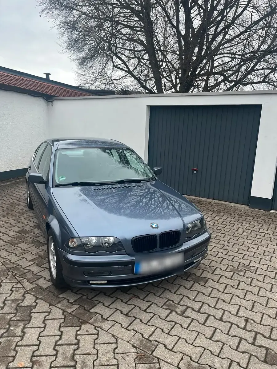 Second-hand BMW 320 150 CP (110 kW) 1998 Andere farben Berlinǎ