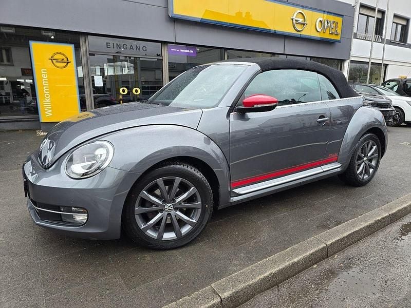 Gebraucht VW Beetle Cabriolet CLUB 105 PS (77 kW) 2015 Platinum grey metallic (metallic) Cabrio