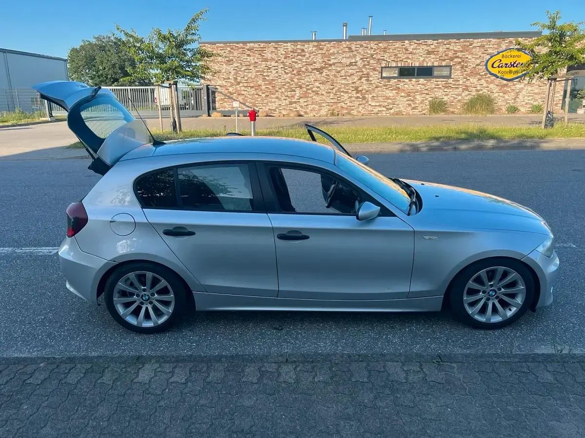 Gebraucht BMW 116 115 PS (84 kW) 2006 Silber Kleinwagen