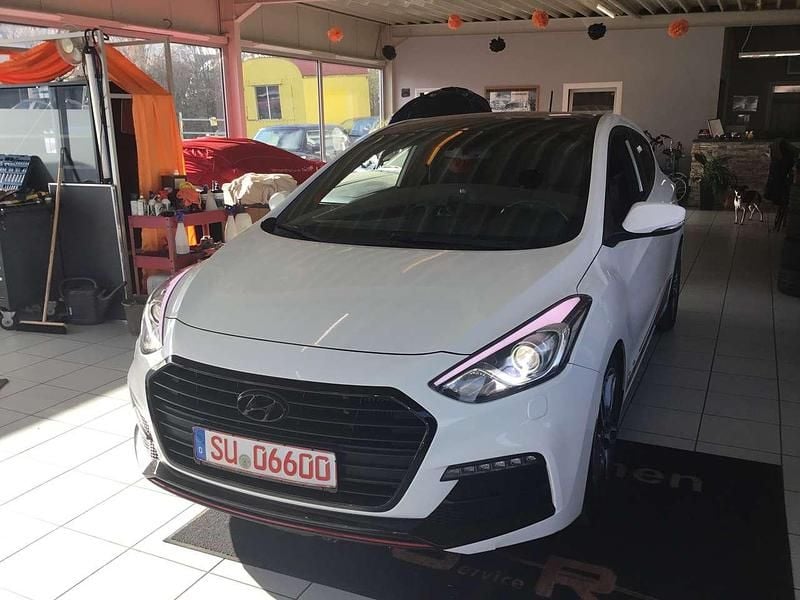 Gebraucht Hyundai i30 Turbo 186 PS (136 kW) 2016 Weiß Coupé