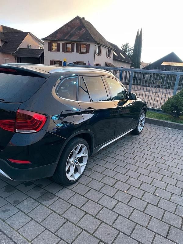 Gebraucht BMW X1 2014 Schwarz SUV