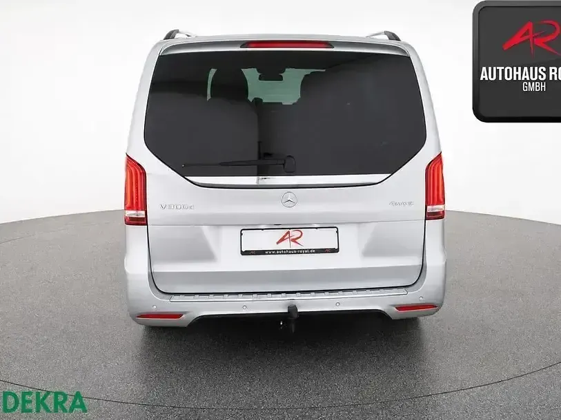 Gebraucht Mercedes V300 AMG 239 PS (175 kW) 2020 Silber Van / Kleinbus