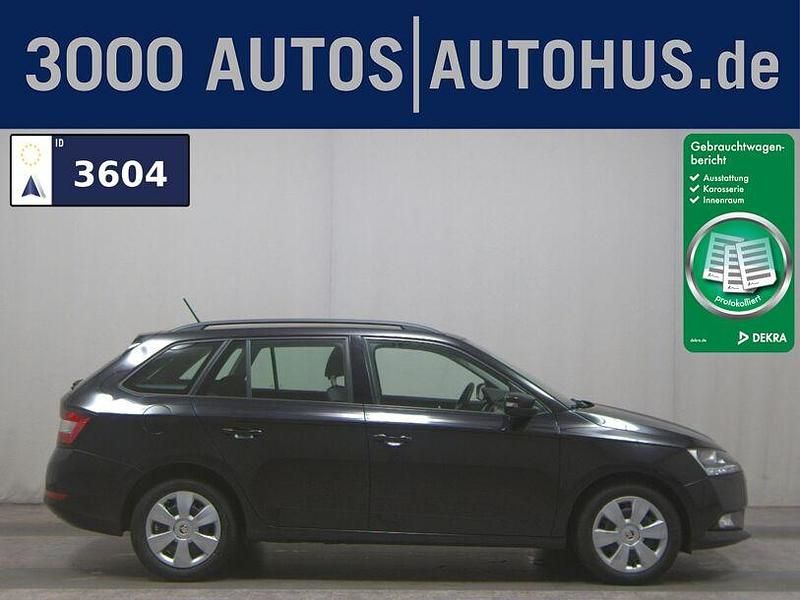 Schwarz magic perleffekt Gebraucht 2021 Skoda Fabia Ambition Kombi | 13.480 € (Guter Preis) - Bild 1/4