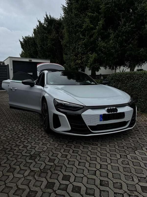 Gebraucht 2022 Audi e-tron GT quattro Limousine | 53.000 € (Guter Preis) - Bild 1/4