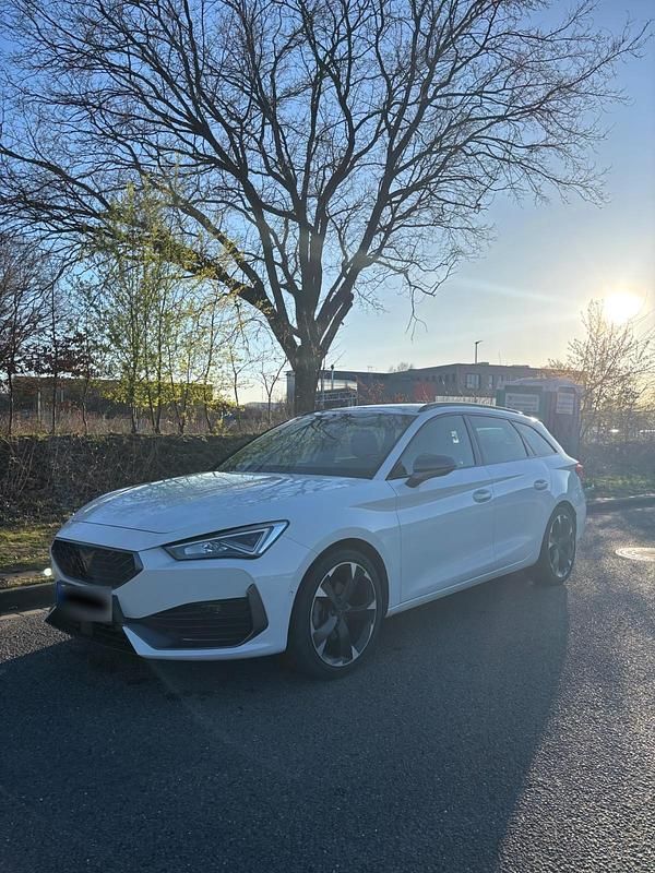 Gebraucht Cupra Leon 150 PS (110 kW) 2024 Weiß Kombi