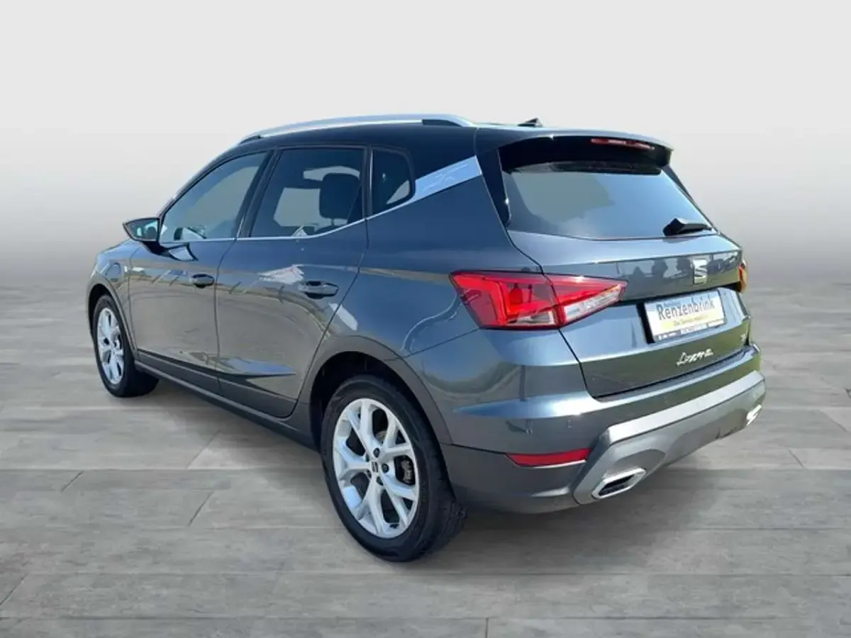 Gebraucht Seat Arona FR 150 PS (110 kW) 2022 Grau SUV