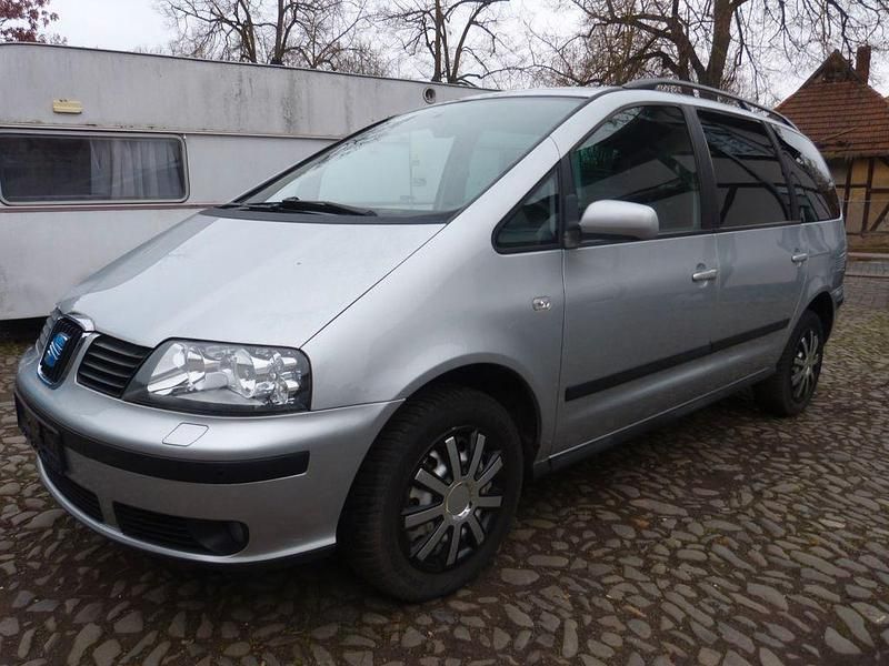 Gebraucht Seat Alhambra Vigo 116 PS (85 kW) 2008 Silber Van / Kleinbus