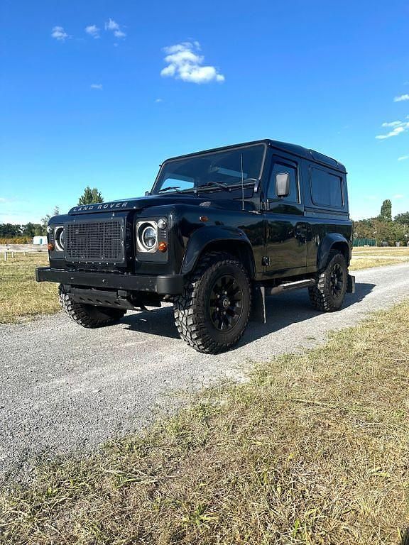 Schwarz Gebraucht 2013 Land Rover Defender SUV | 44.900 € (Guter Preis) - Bild 1/4