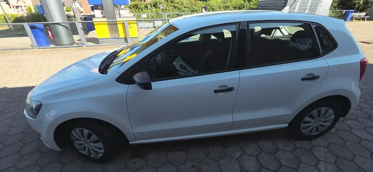Gebraucht VW Polo 75 PS (55 kW) 2012 Weiß Kleinwagen