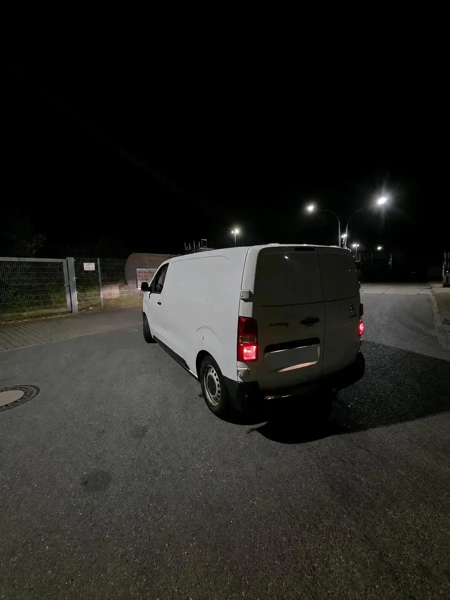 Gebraucht Citroën Jumpy 115 PS (84 kW) 2017 Weiß Van / Kleinbus