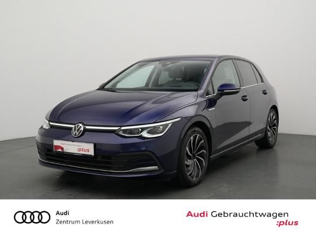 Gebraucht VW Golf VII Style 150 PS (110 kW) 2021 Blau Kleinwagen