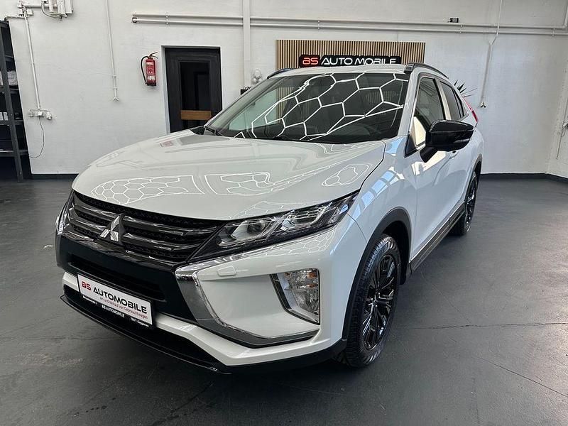 Gebraucht Mitsubishi Eclipse Cross Active 148 PS (108 kW) 2019 Weiß SUV