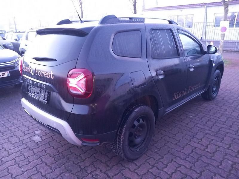 Gebraucht Dacia Duster Prestige 131 PS (96 kW) 2022 Schwarz metallic SUV