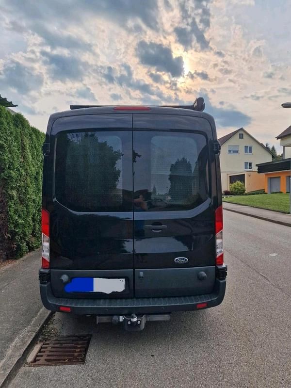 Gebraucht Ford Transit 170 PS (125 kW) 2018 Schwarz Van / Kleinbus