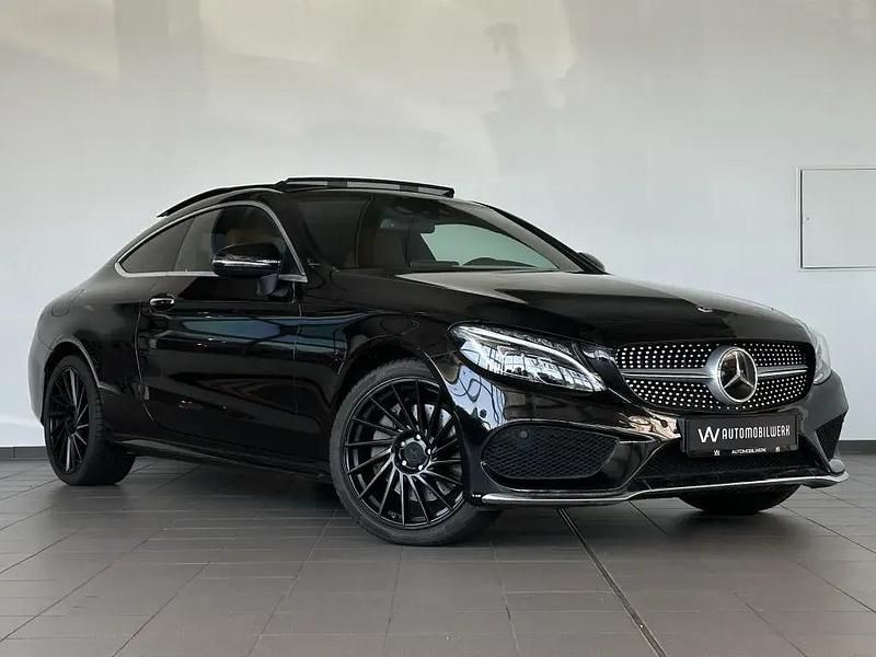 Gebraucht Mercedes C400 AMG 333 PS (244 kW) 2018 Schwarz obsidianschwarz Kleinwagen