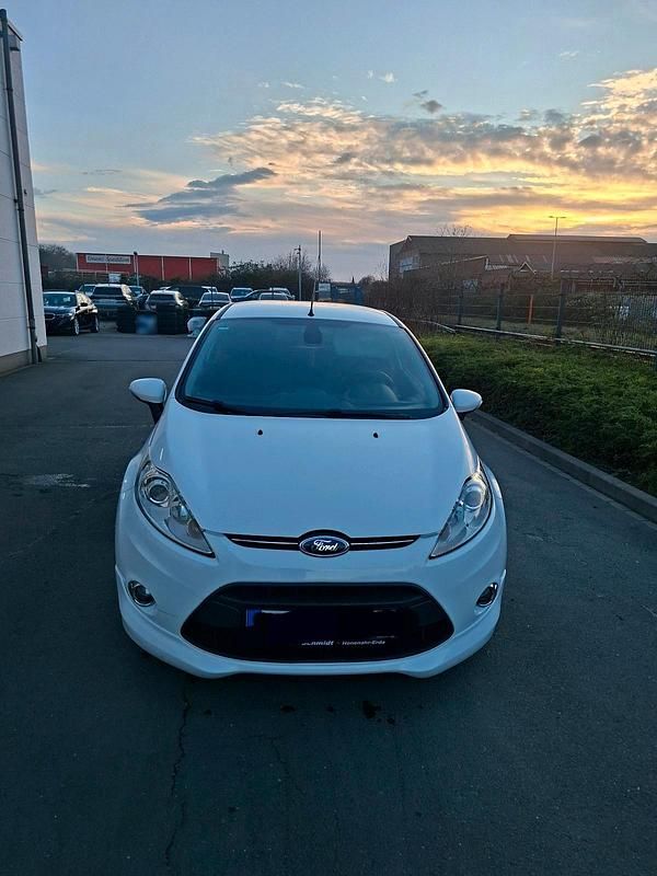 Gebraucht Ford Fiesta ST 95 PS (69 kW) 2011 Weiß Kleinwagen