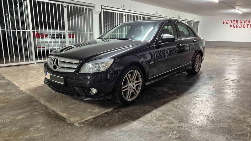 Schwarz Gebraucht 2008 Mercedes C280 AMG Limousine | 13.000 € (Teuer) - Bild 1/4