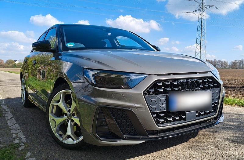 Gebraucht Audi A1 Sportback Edition .1 200 PS (147 kW) 2019 Grau Kleinwagen