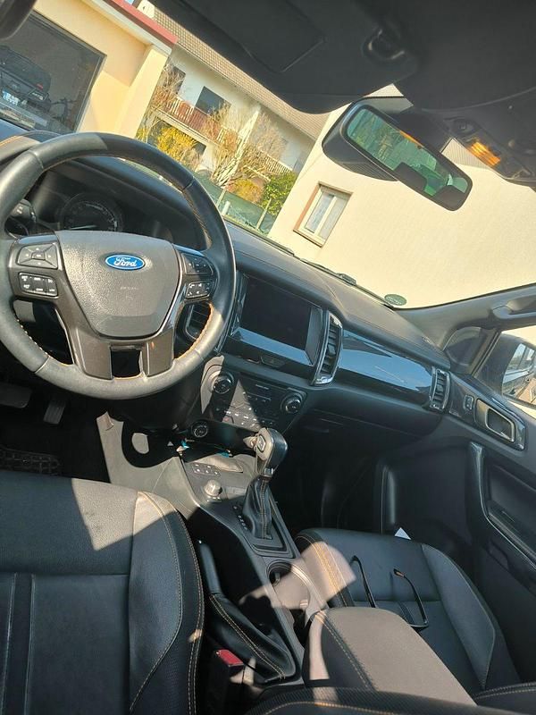 Gebraucht Ford Ranger 212 PS (155 kW) 2021 Schwarz Pickup