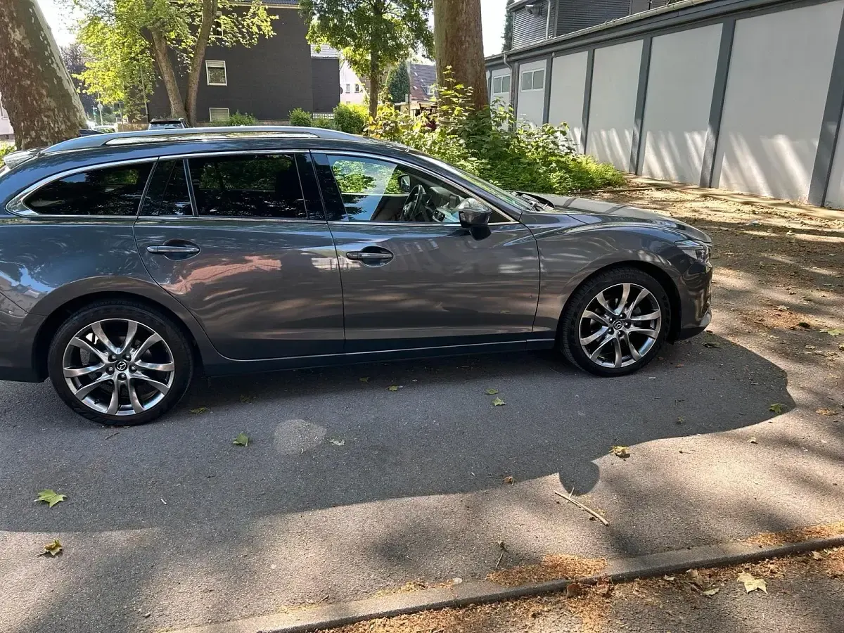 Gebraucht Mazda 6 175 PS (128 kW) 2015 Grau Kombi