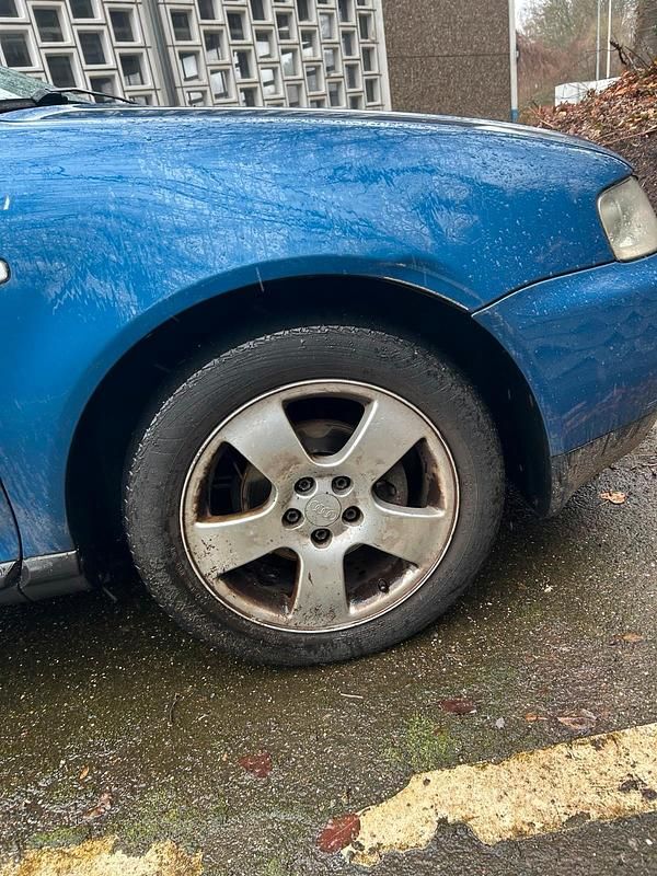 Gebraucht Audi A3 102 PS (75 kW) 2003 Blau Kleinwagen